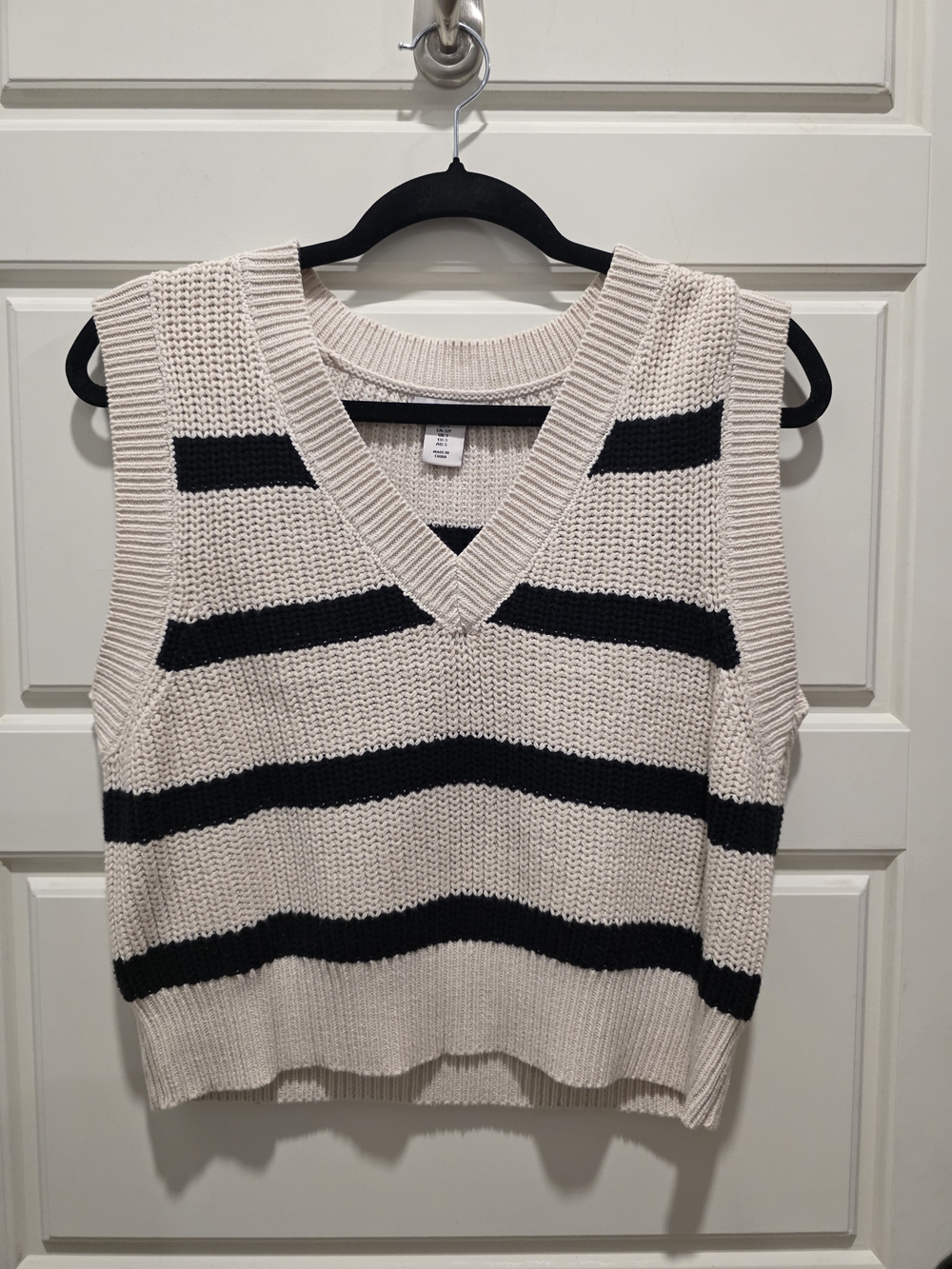 Cream & Black Striped V-Neck Sweater Vest